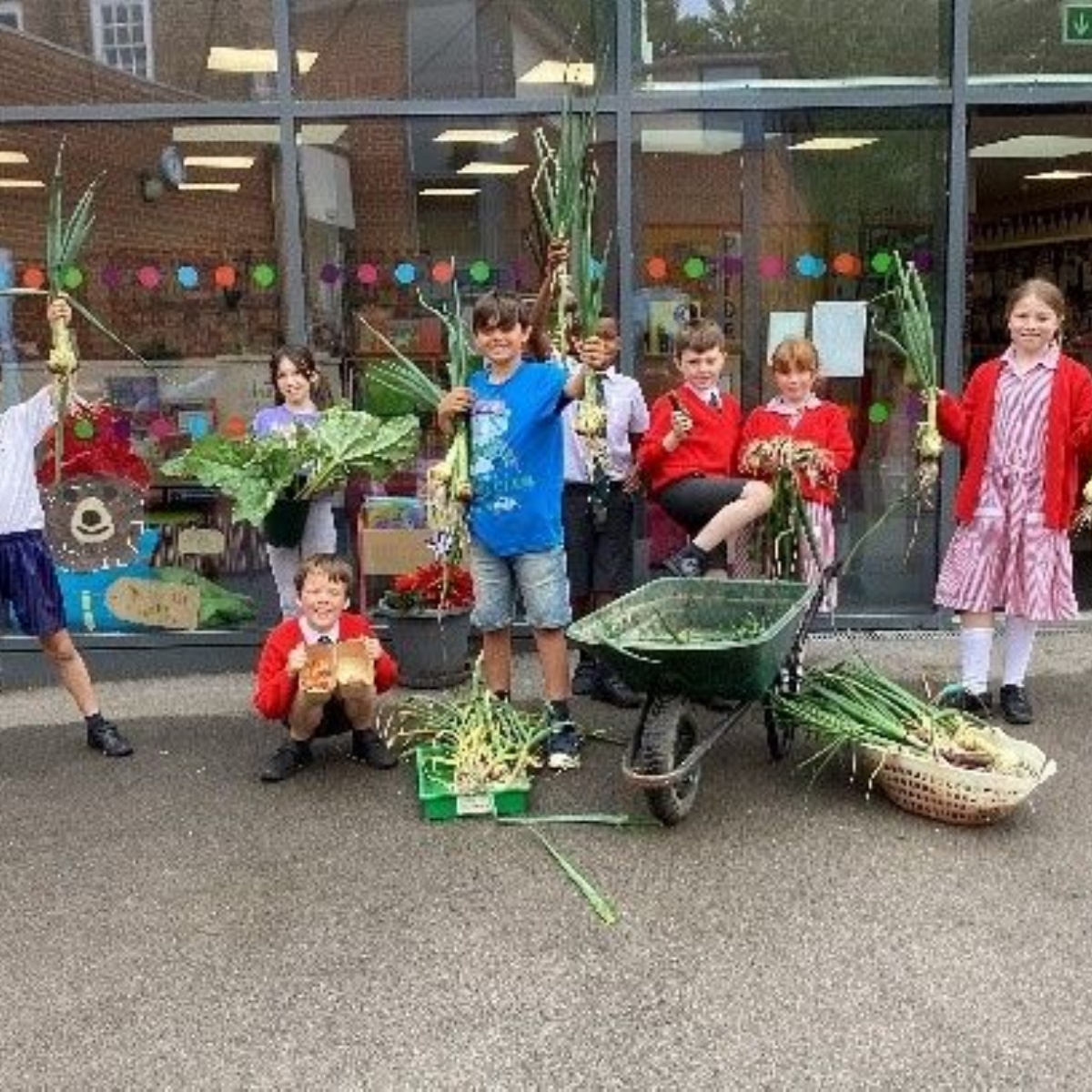 ayscoughfee-hall-school-harvest-time